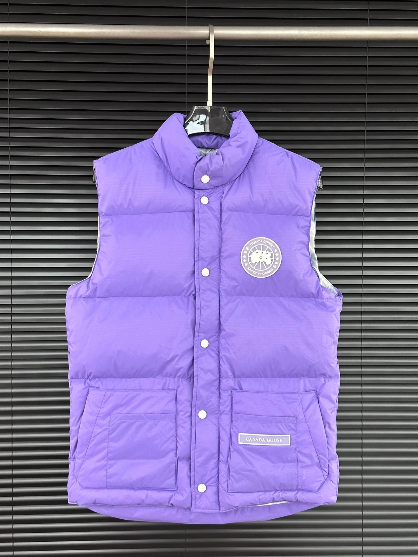P400 【𝗖𝗮𝗻𝗮𝗱𝗮𝗴𝗼𝗼𝘀𝗲】/Canada Goose/White Label Glacier Down Vest/Purple